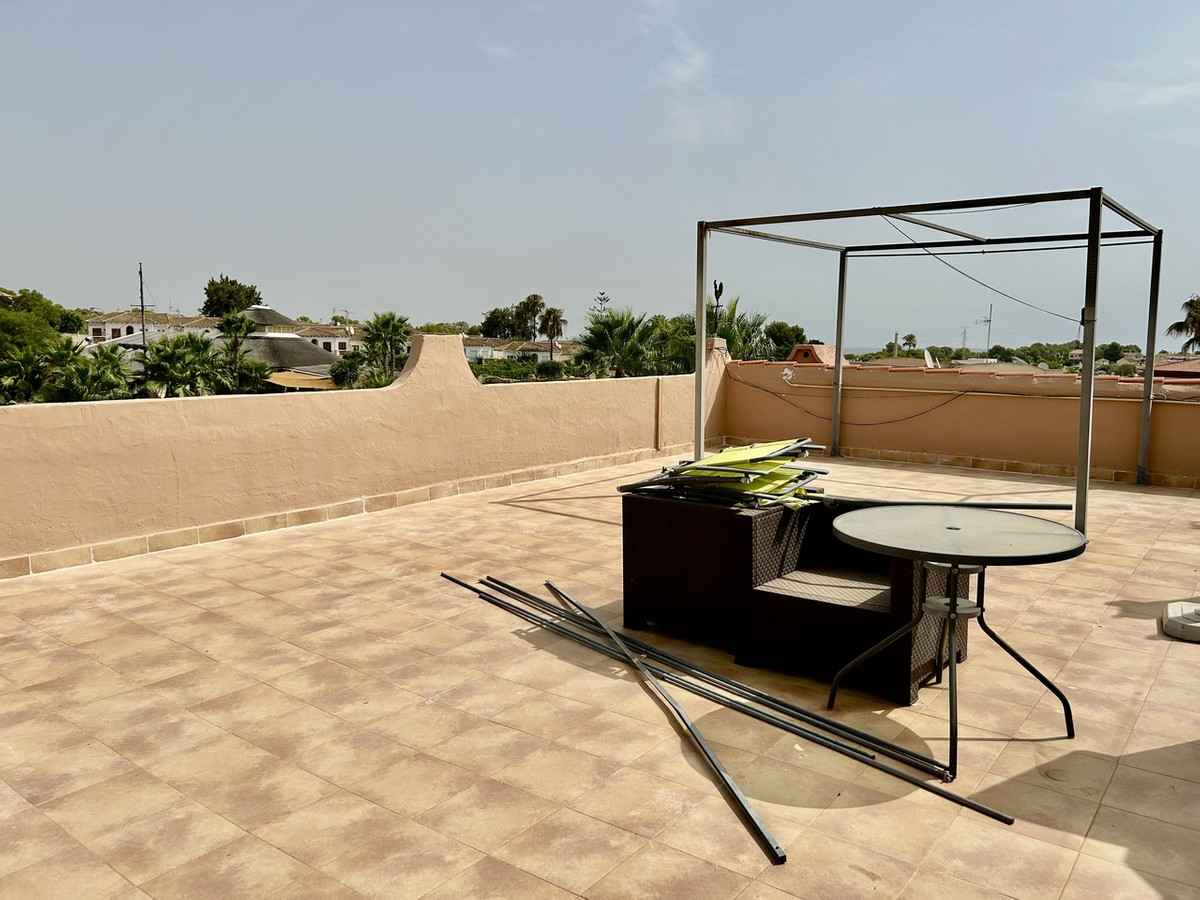 2 Bed Townhouse for sale in Villamartin Costa Blanca, Alicante, Spain