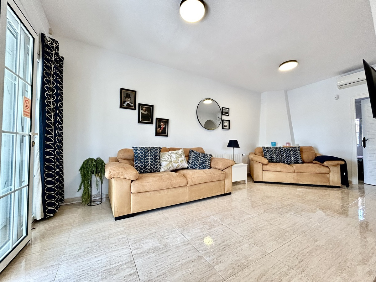 2 Bed Townhouse for sale in Villamartin Costa Blanca, Alicante, Spain