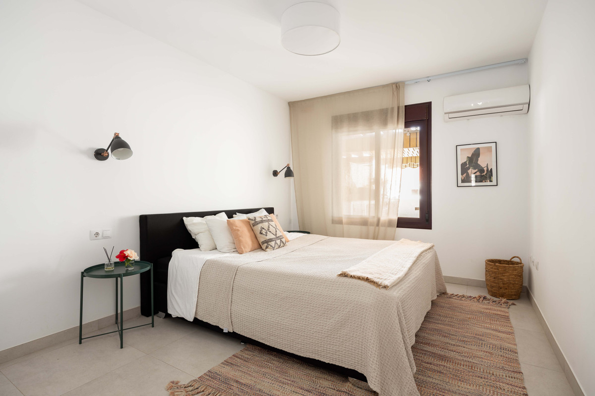 3 Bed Apartment for sale in Nueva Andalucía Costa Del Sol, Málaga, Spain