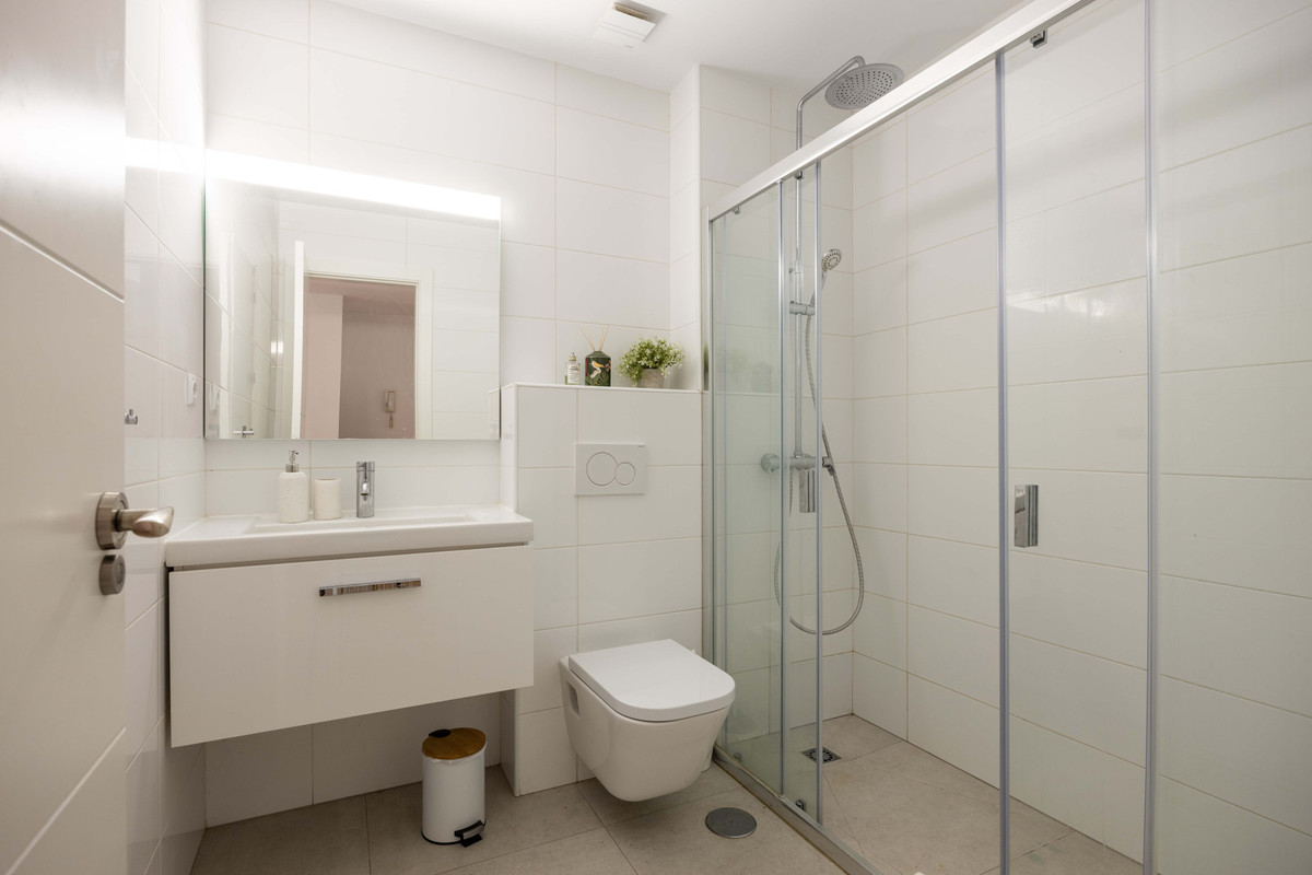 3 Bed Apartment for sale in Nueva Andalucía Costa Del Sol, Málaga, Spain