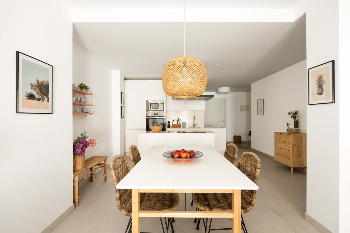 3 Bed Apartment for sale in Nueva Andalucía Costa Del Sol, Málaga, Spain