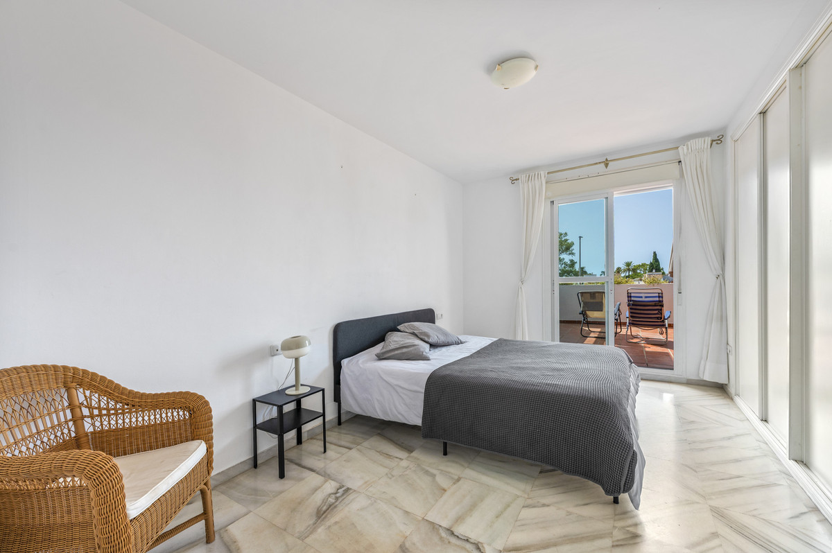 Se vende Apartamento Planta Media de 2 dormitorios en Costa Del Sol, Málaga, España