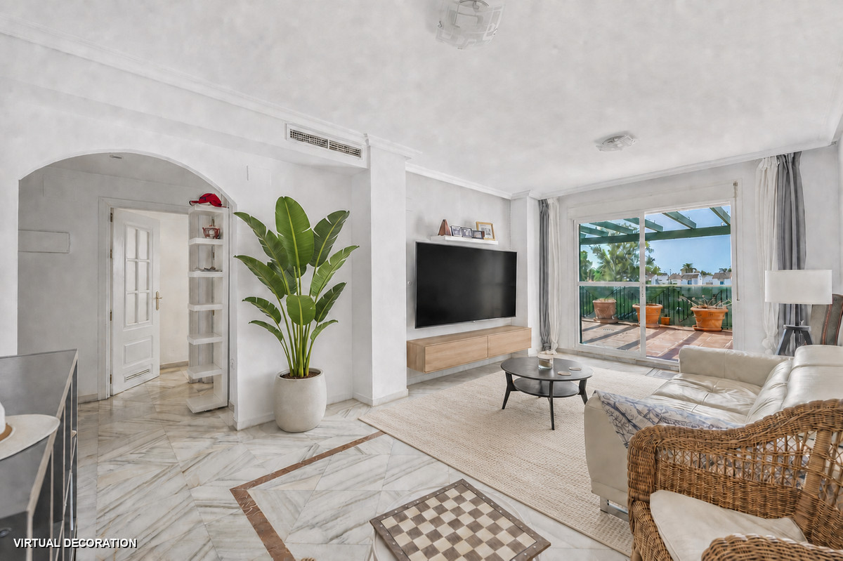 Se vende Apartamento Planta Media de 2 dormitorios en Costa Del Sol, Málaga, España