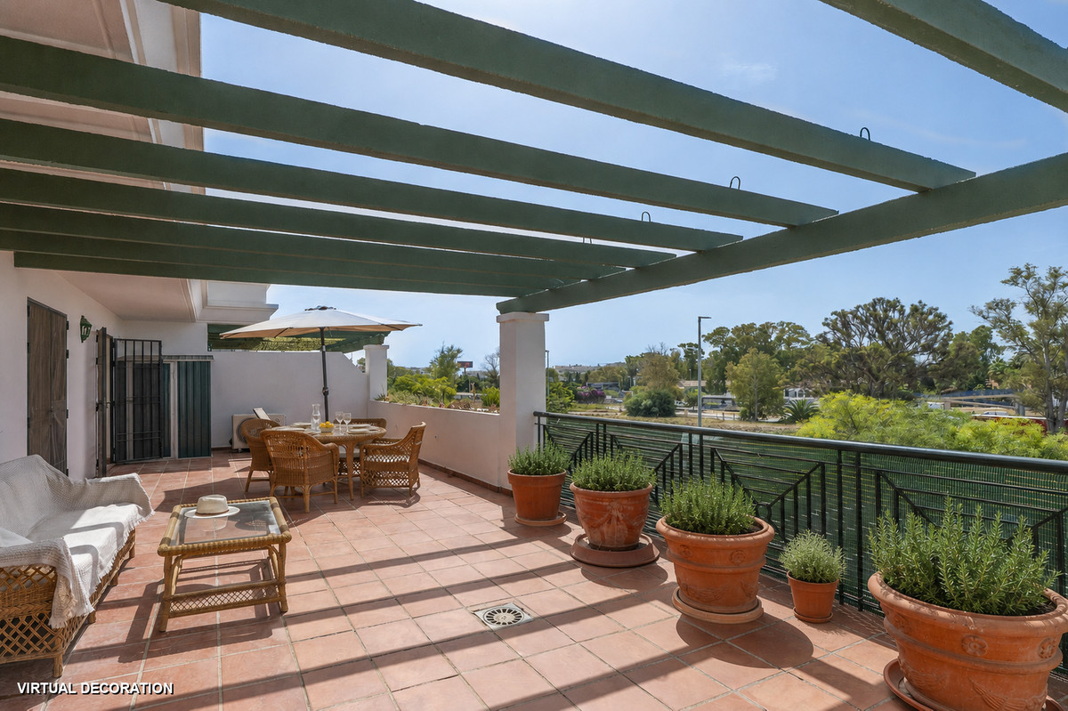 Se vende Apartamento Planta Media de 2 dormitorios en Costa Del Sol, Málaga, España