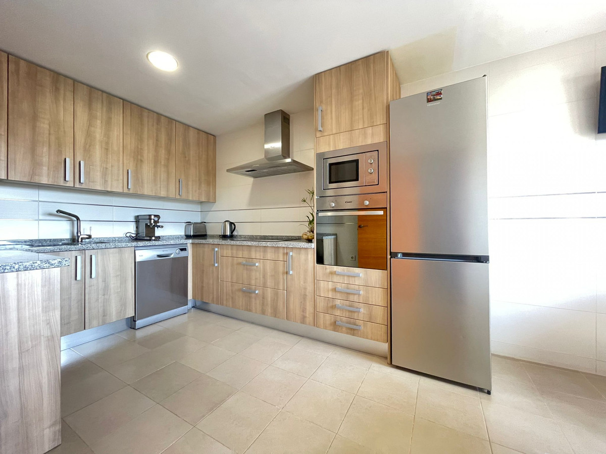 3 Bed Townhouse for sale in Estepona Costa Del Sol, Málaga, Spain