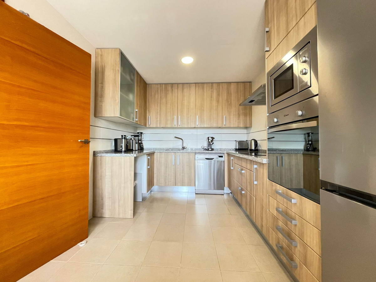 3 Bed Townhouse for sale in Estepona Costa Del Sol, Málaga, Spain