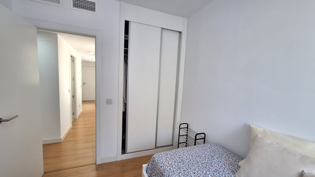 3 Bed Apartment for sale in Estepona Costa Del Sol, Málaga, Spain