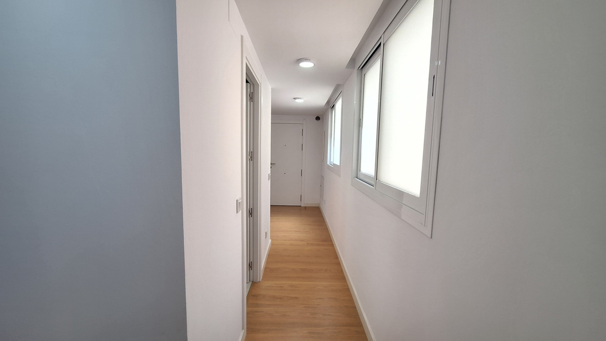 3 Bed Apartment for sale in Estepona Costa Del Sol, Málaga, Spain
