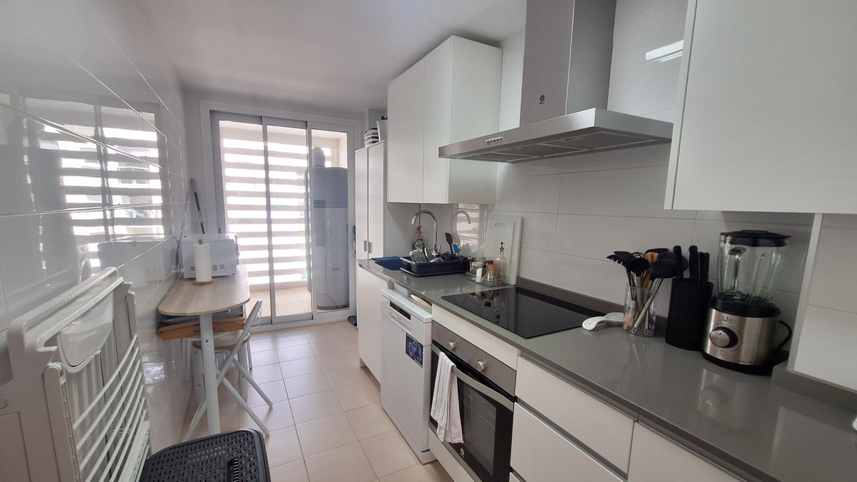 3 Bed Apartment for sale in Estepona Costa Del Sol, Málaga, Spain