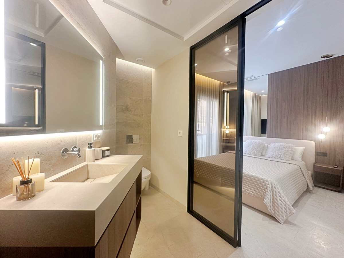 1 Bed Apartment for sale in Torrevieja Costa Blanca, Alicante, Spain