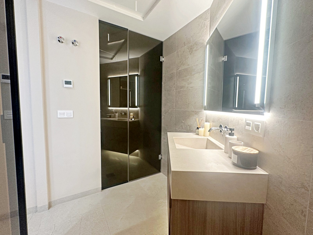 1 Bed Apartment for sale in Torrevieja Costa Blanca, Alicante, Spain