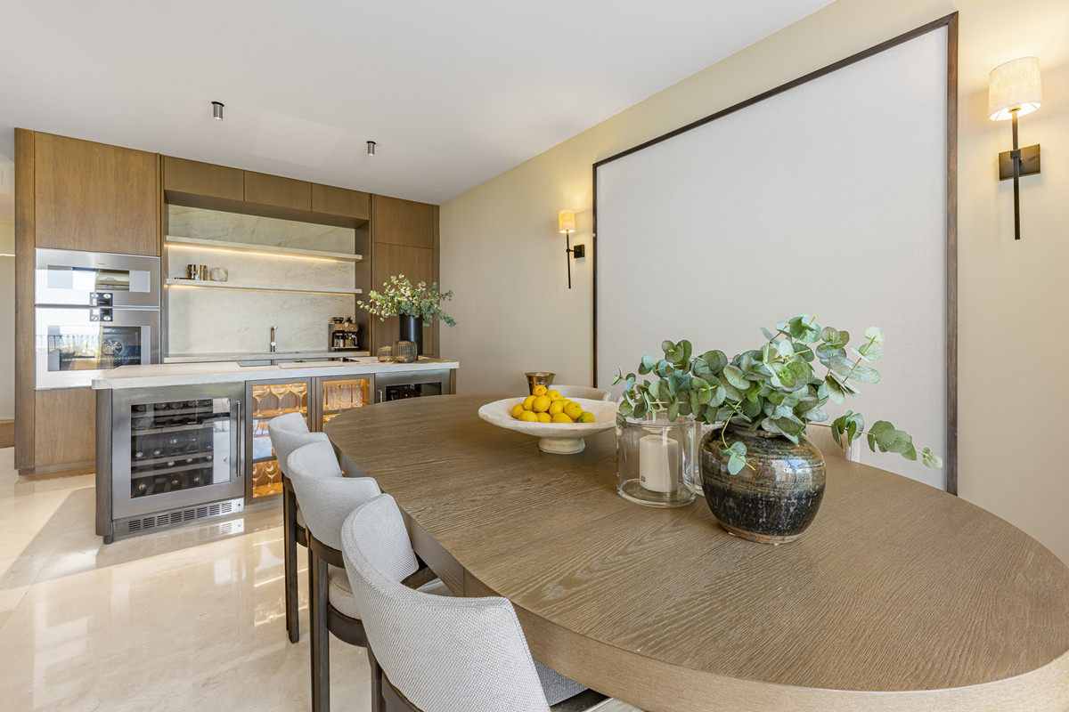 3 Bed Apartment for sale in La Quinta Costa Del Sol, Málaga, Spain