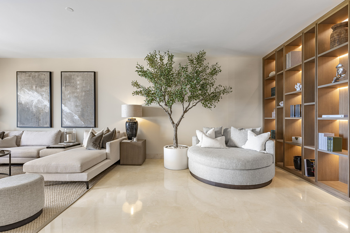 3 Bed Apartment for sale in La Quinta Costa Del Sol, Málaga, Spain