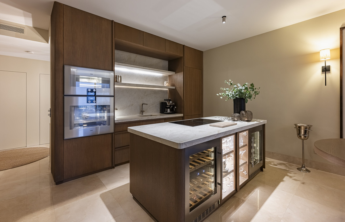 3 Bed Apartment for sale in La Quinta Costa Del Sol, Málaga, Spain