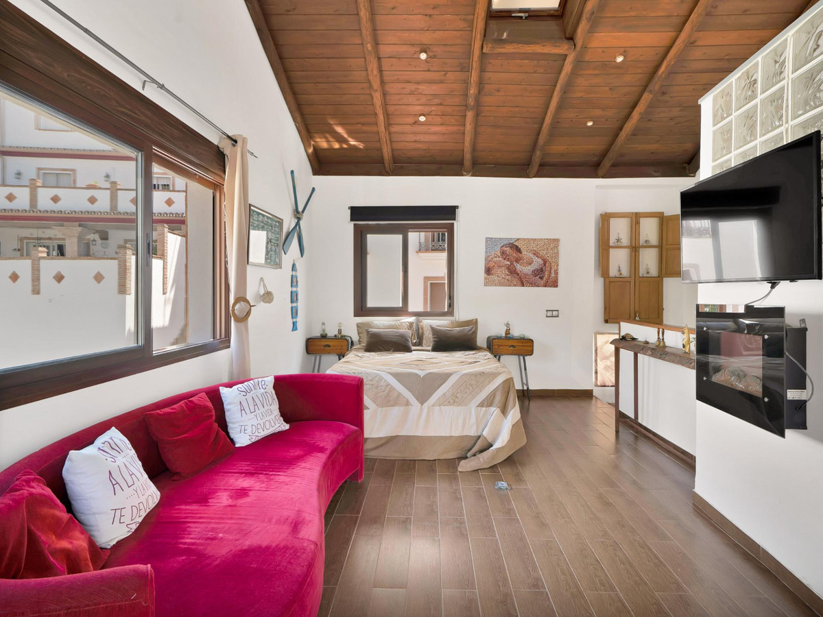 6 Bed Commercial unit for sale in Ojén Costa Del Sol, Málaga, Spain