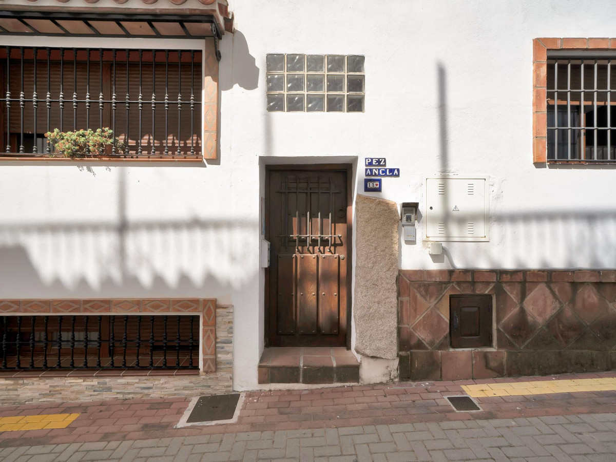 6 Bed Commercial unit for sale in Ojén Costa Del Sol, Málaga, Spain