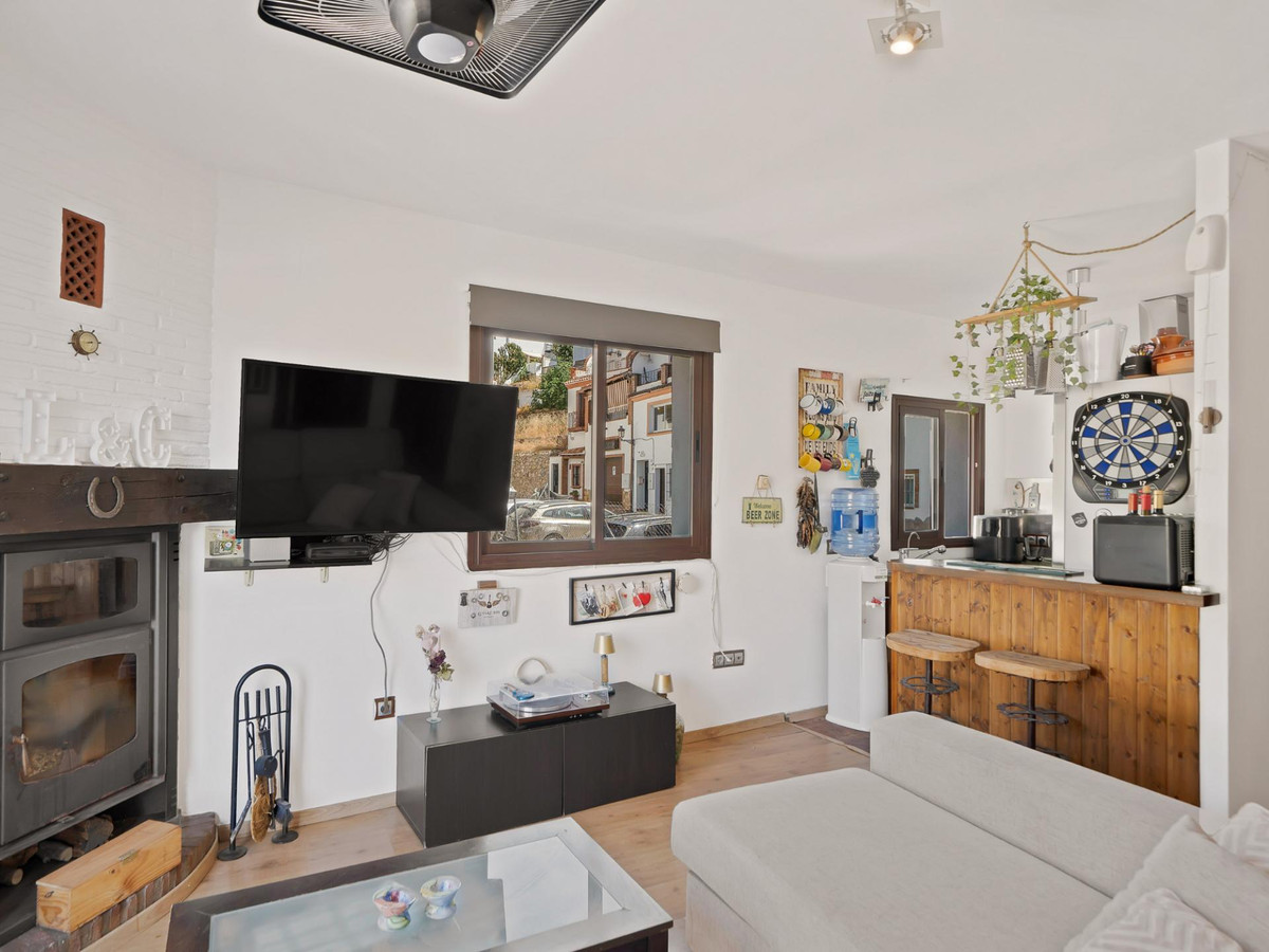 6 Bed Commercial unit for sale in Ojén Costa Del Sol, Málaga, Spain