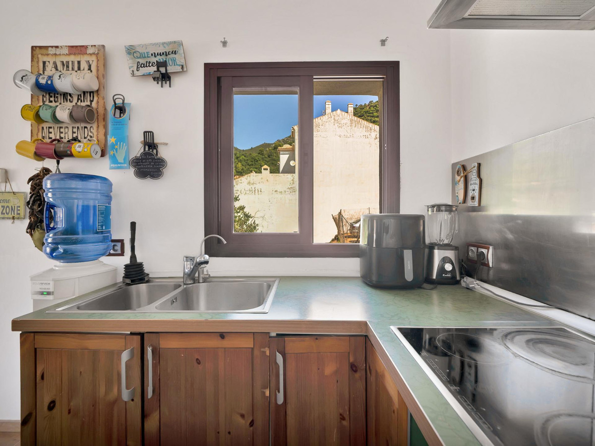 6 Bed Commercial unit for sale in Ojén Costa Del Sol, Málaga, Spain