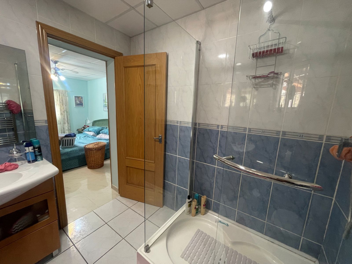 3 Bed Townhouse for sale in Alora Costa Del Sol, Málaga, Spain