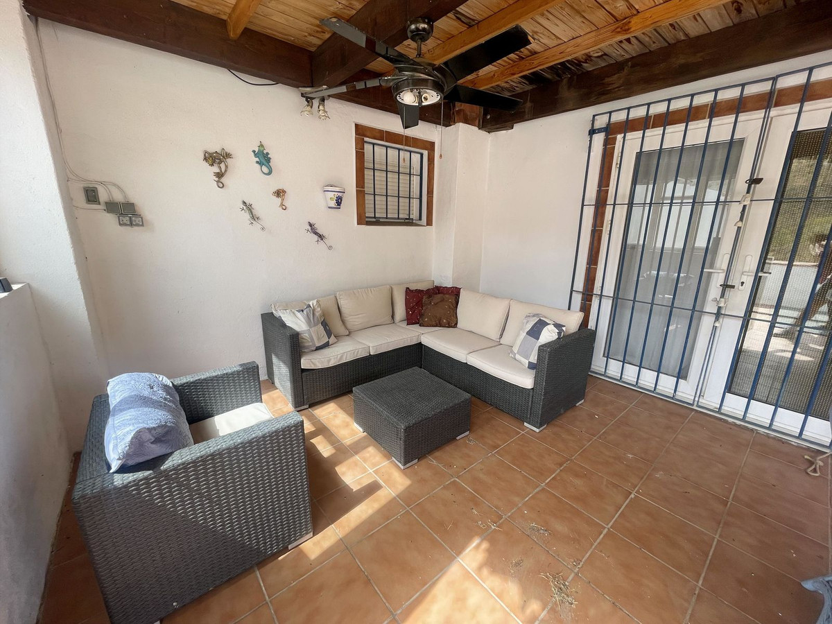 3 Bed Townhouse for sale in Alora Costa Del Sol, Málaga, Spain