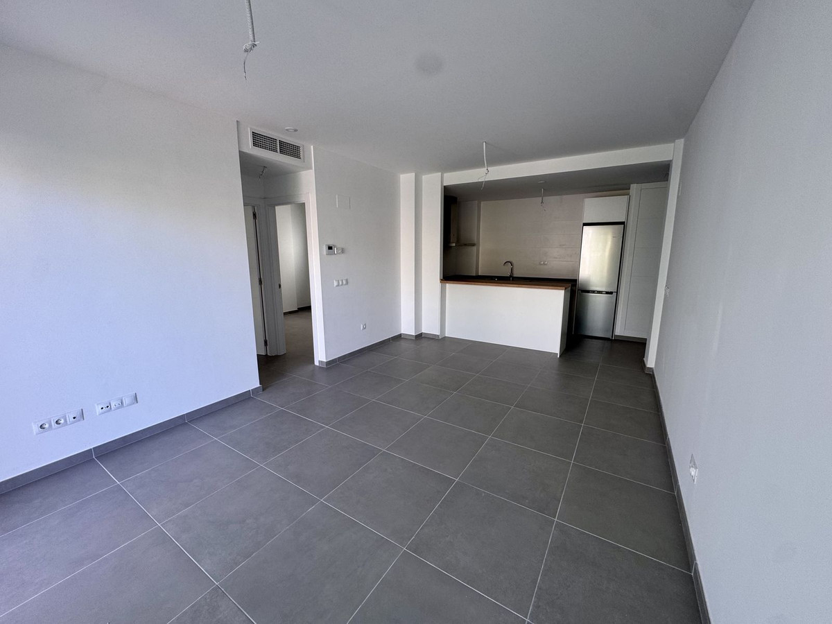 Se vende Apartamento Planta Media de 2 dormitorios en Costa Del Sol, Málaga, España