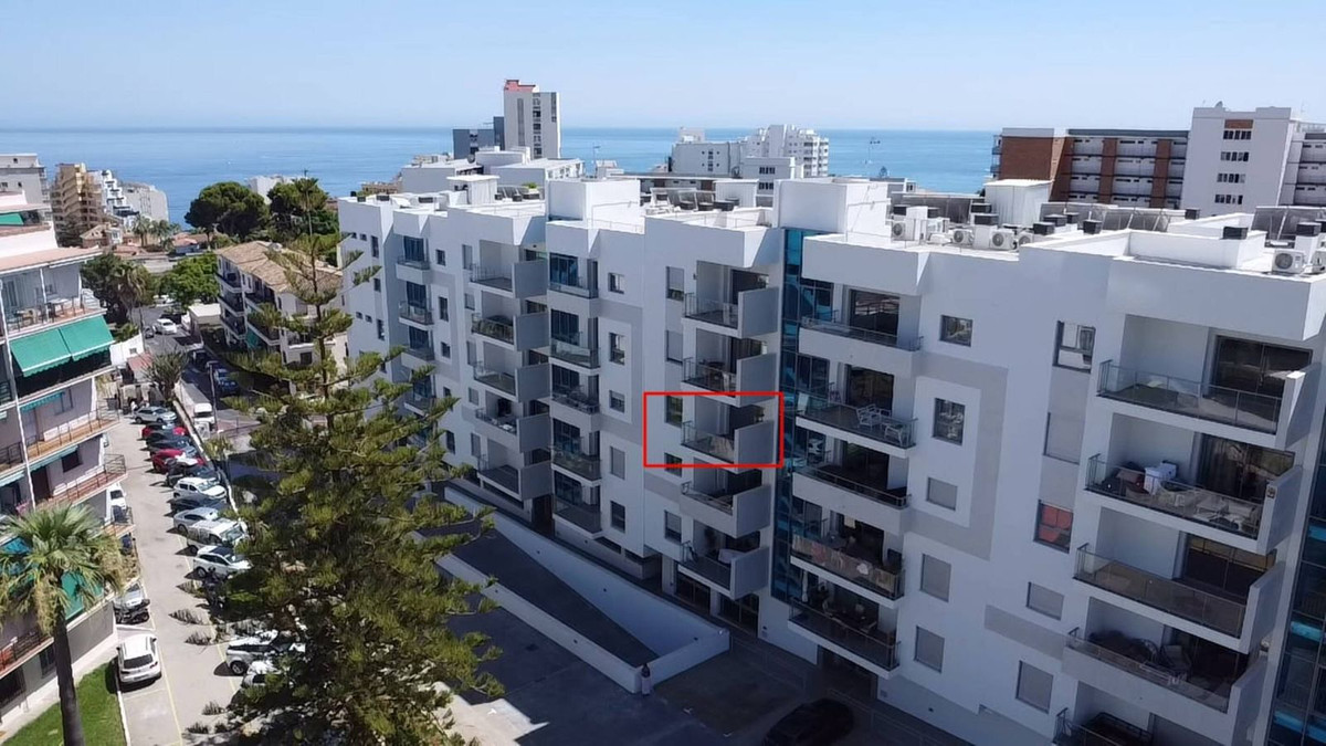 Se vende Apartamento Planta Media de 2 dormitorios en Costa Del Sol, Málaga, España
