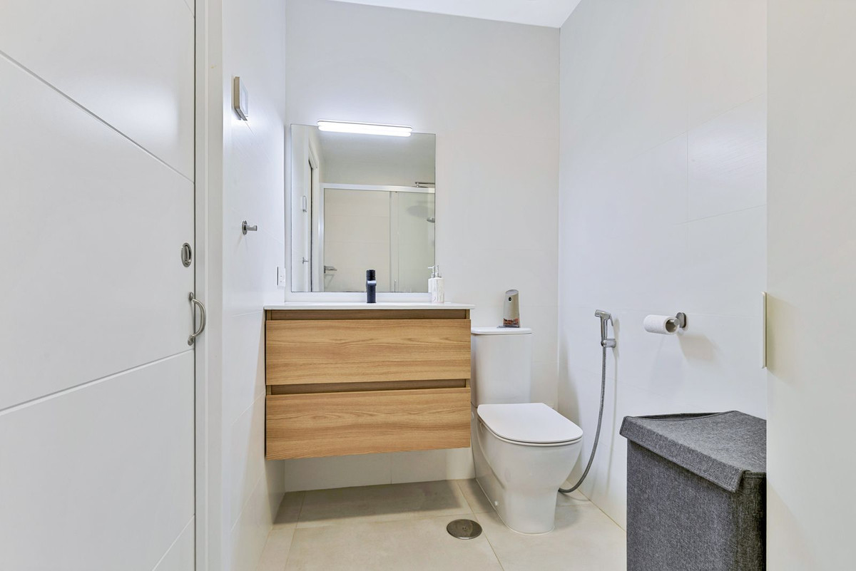 2 Bed Apartment for sale in Los Boliches Costa Del Sol, Málaga, Spain