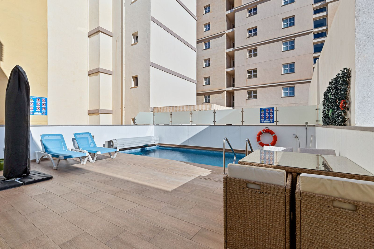 2 Bed Apartment for sale in Los Boliches Costa Del Sol, Málaga, Spain