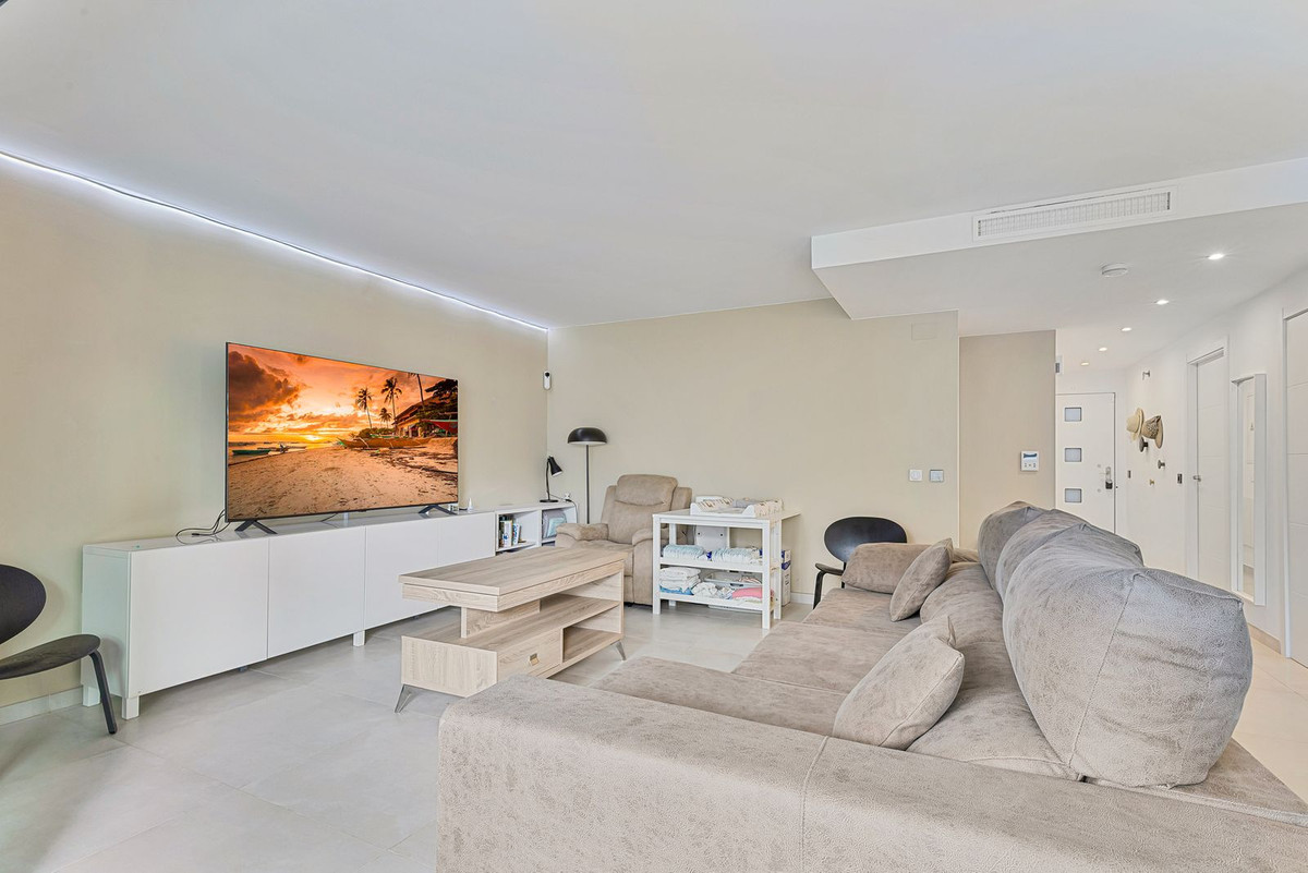 2 Bed Apartment for sale in Los Boliches Costa Del Sol, Málaga, Spain