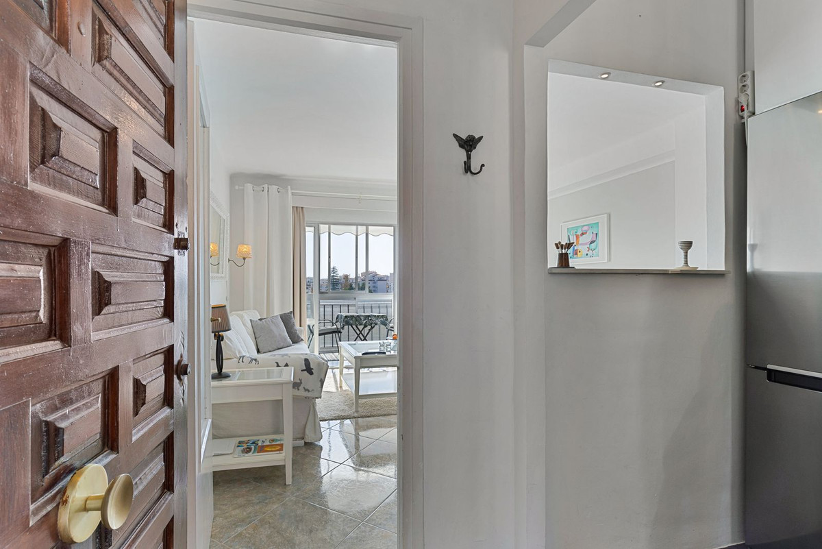 2 Bed Apartment for sale in Los Boliches Costa Del Sol, Málaga, Spain