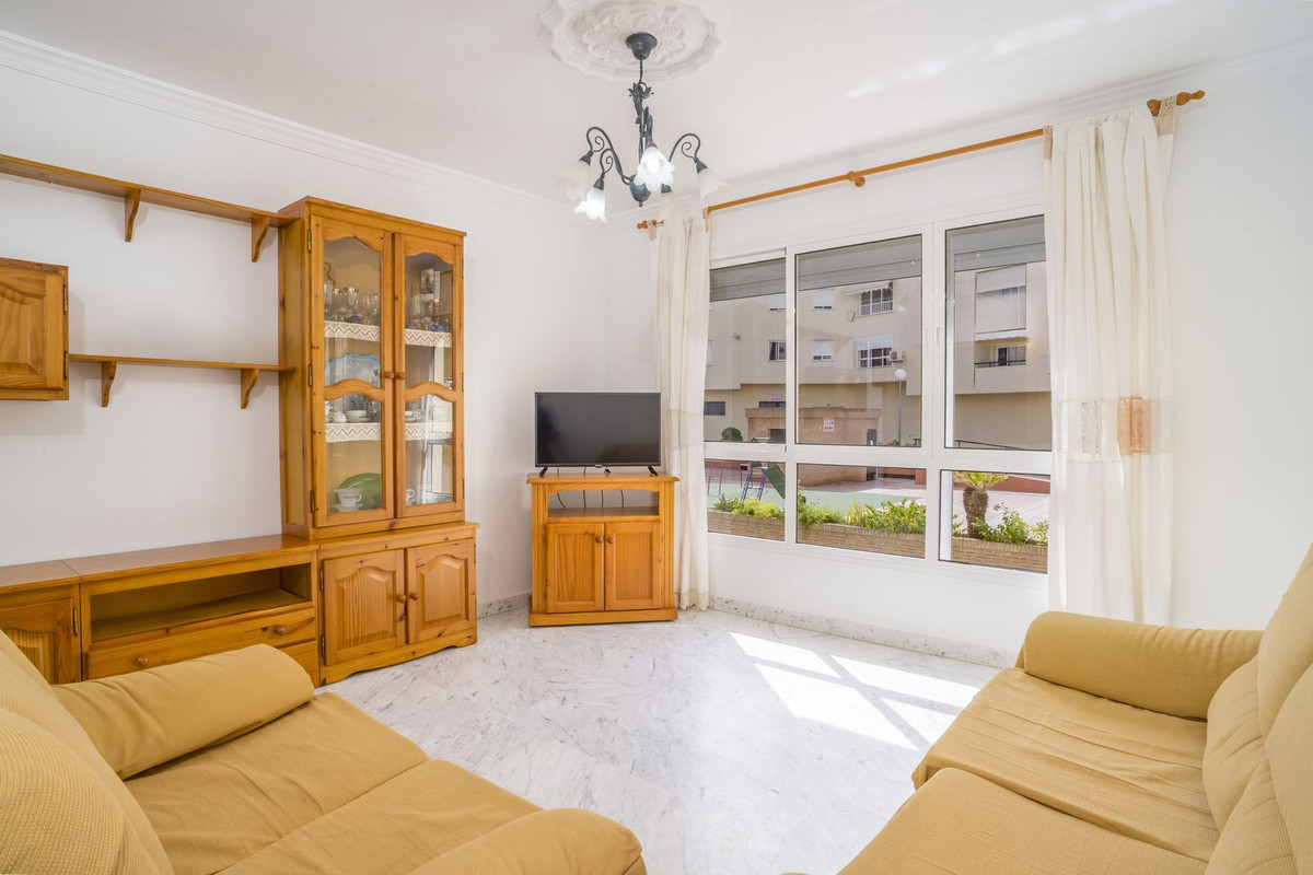 3 Bed Apartment for sale in Estepona Costa Del Sol, Málaga, Spain