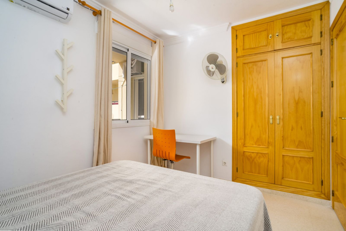 3 Bed Apartment for sale in Estepona Costa Del Sol, Málaga, Spain