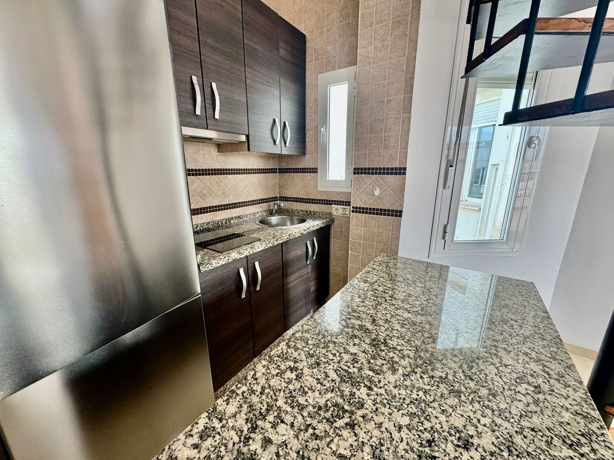 1 Bed Apartment for sale in Fuengirola Costa Del Sol, Málaga, Spain