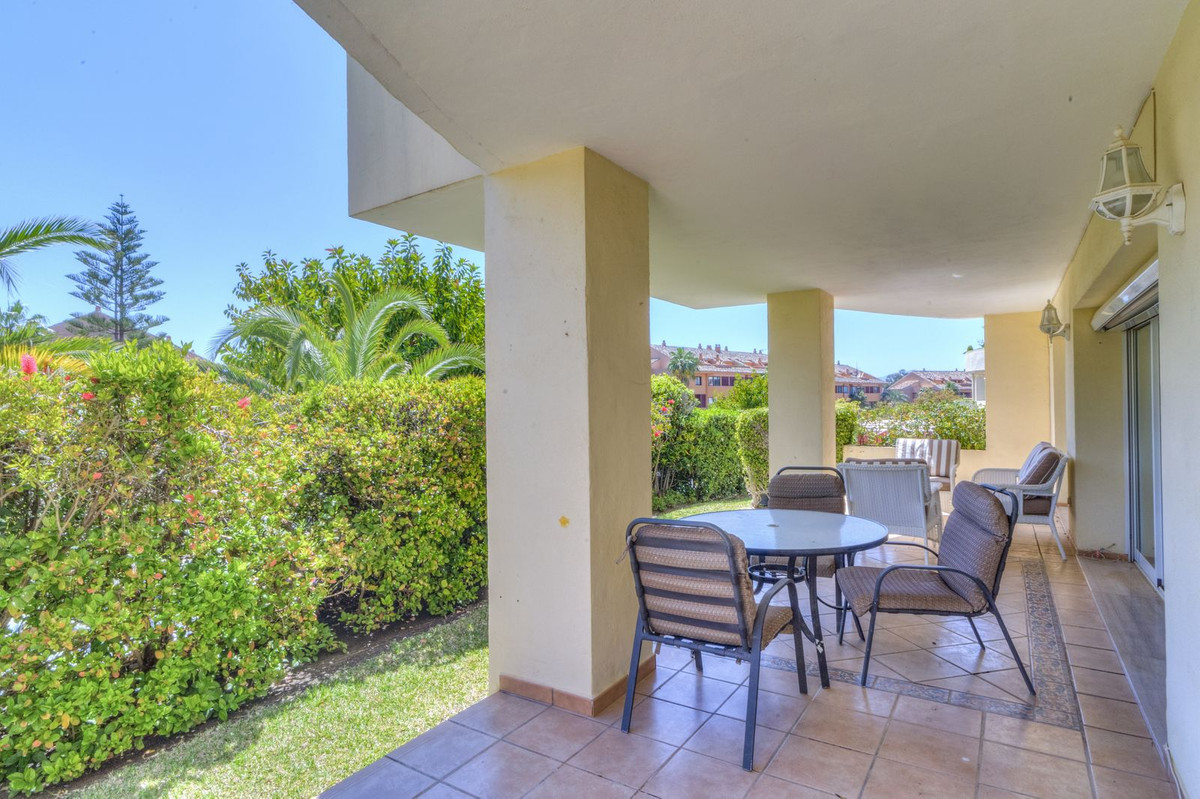 3 Bed Apartment for sale in Bahía De Marbella Costa Del Sol, Málaga, Spain