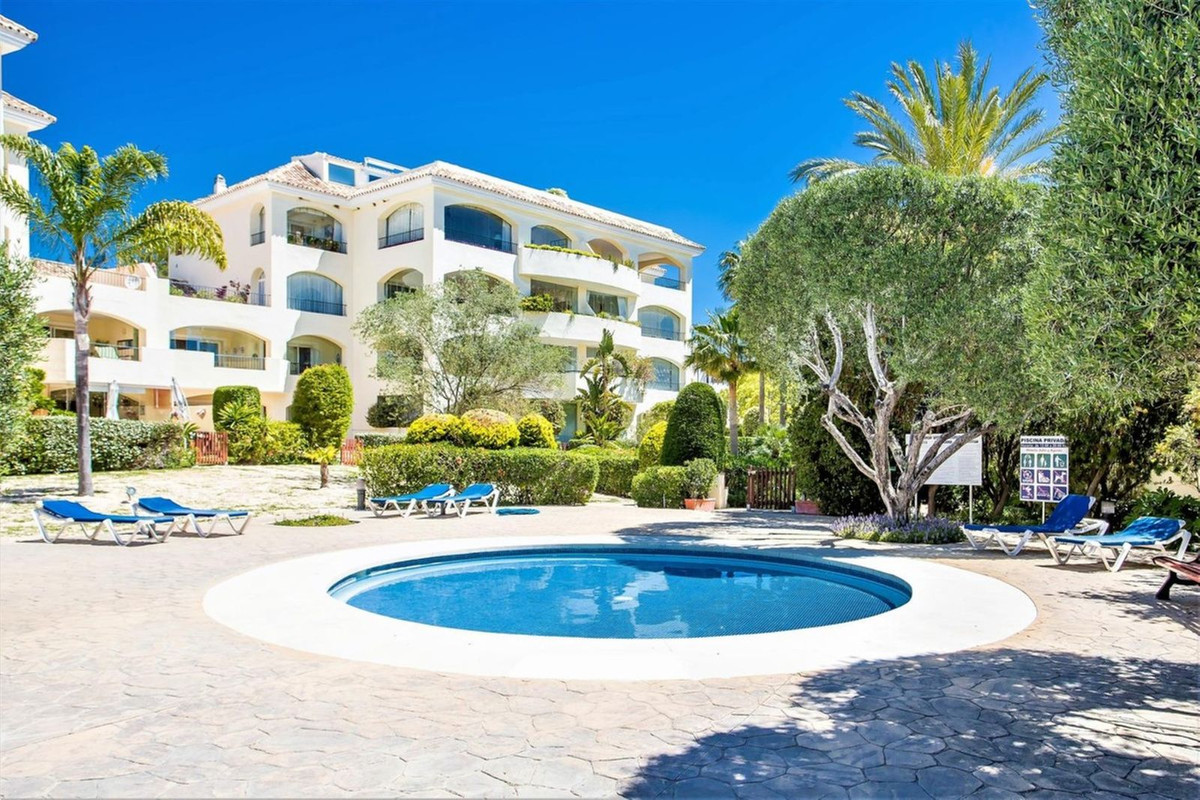 3 Bed Apartment for sale in Bahía De Marbella Costa Del Sol, Málaga, Spain