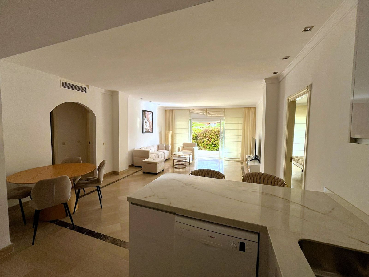3 Bed Apartment for sale in Bahía De Marbella Costa Del Sol, Málaga, Spain