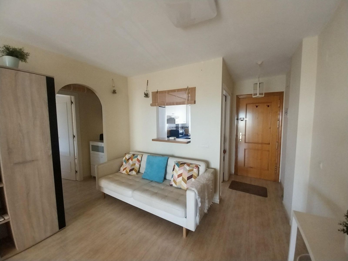 1 Bed Apartment for sale in Calahonda Costa Del Sol, Málaga, Spain