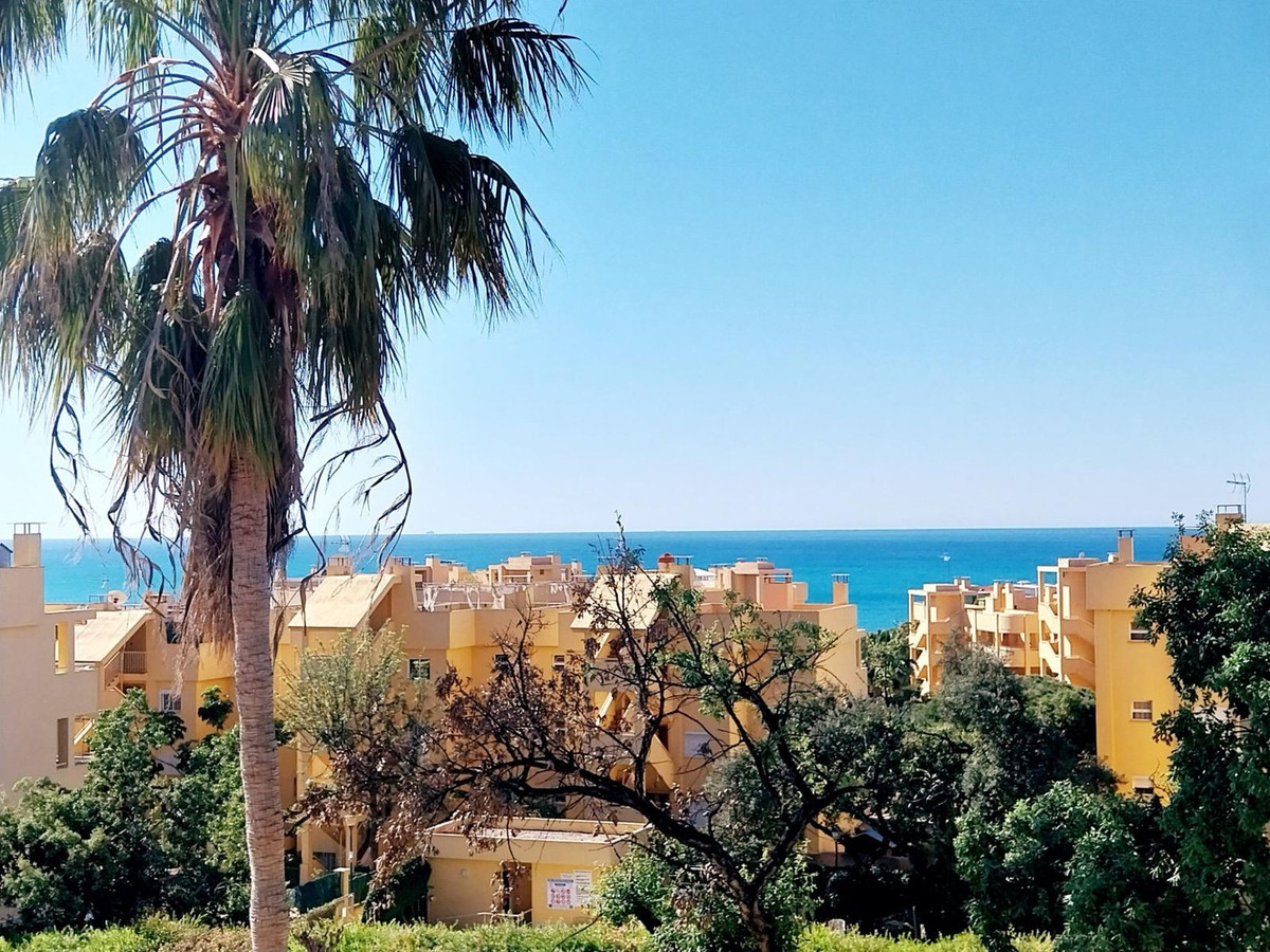 1 Bed Apartment for sale in Calahonda Costa Del Sol, Málaga, Spain