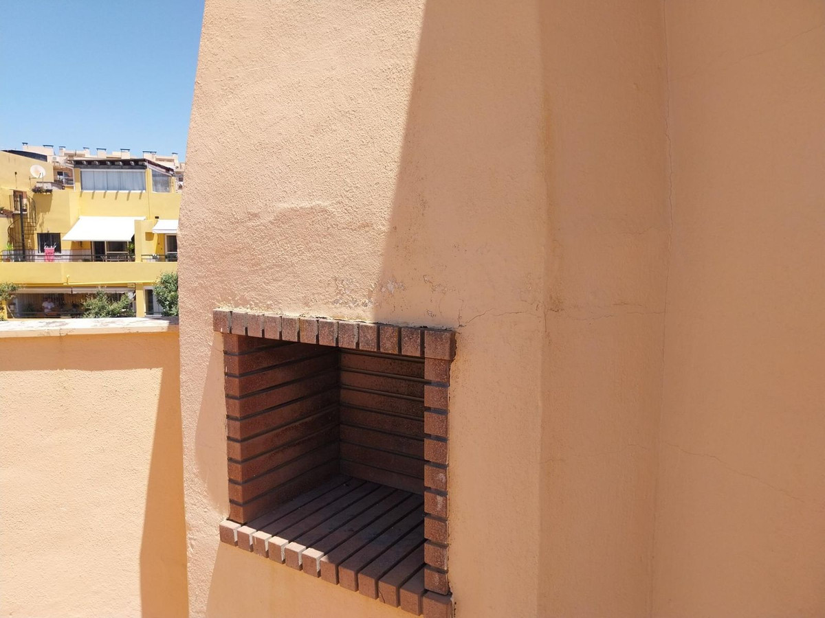 1 Bed Apartment for sale in Calahonda Costa Del Sol, Málaga, Spain