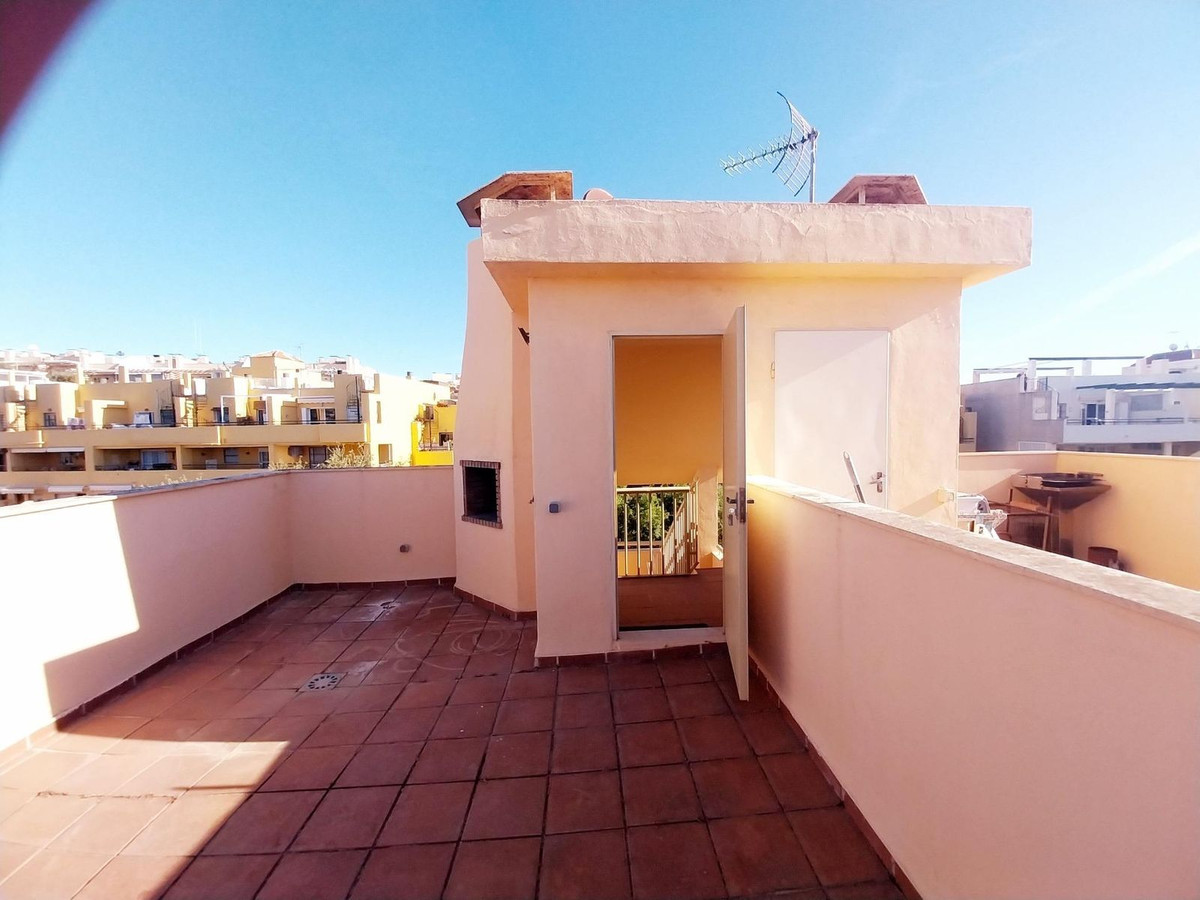 1 Bed Apartment for sale in Calahonda Costa Del Sol, Málaga, Spain