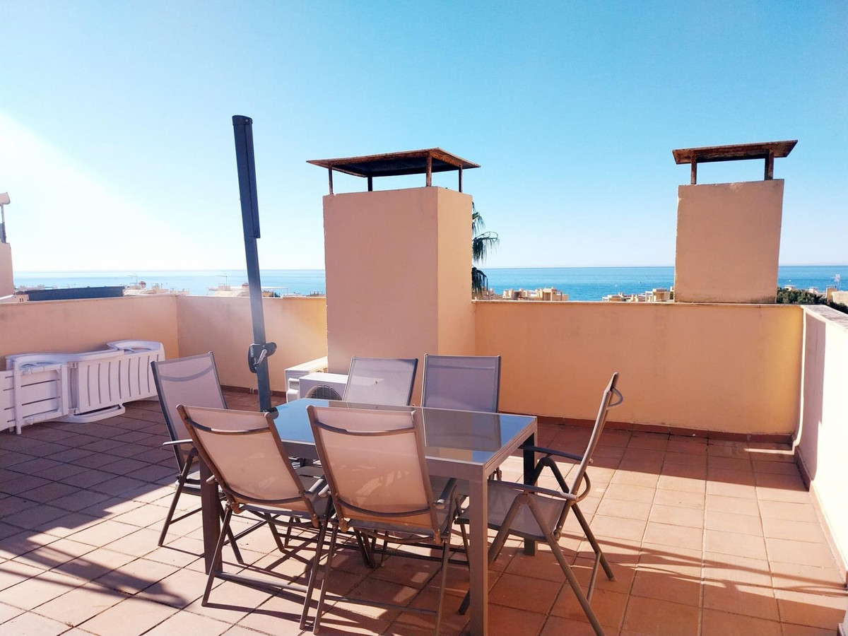 1 Bed Apartment for sale in Calahonda Costa Del Sol, Málaga, Spain