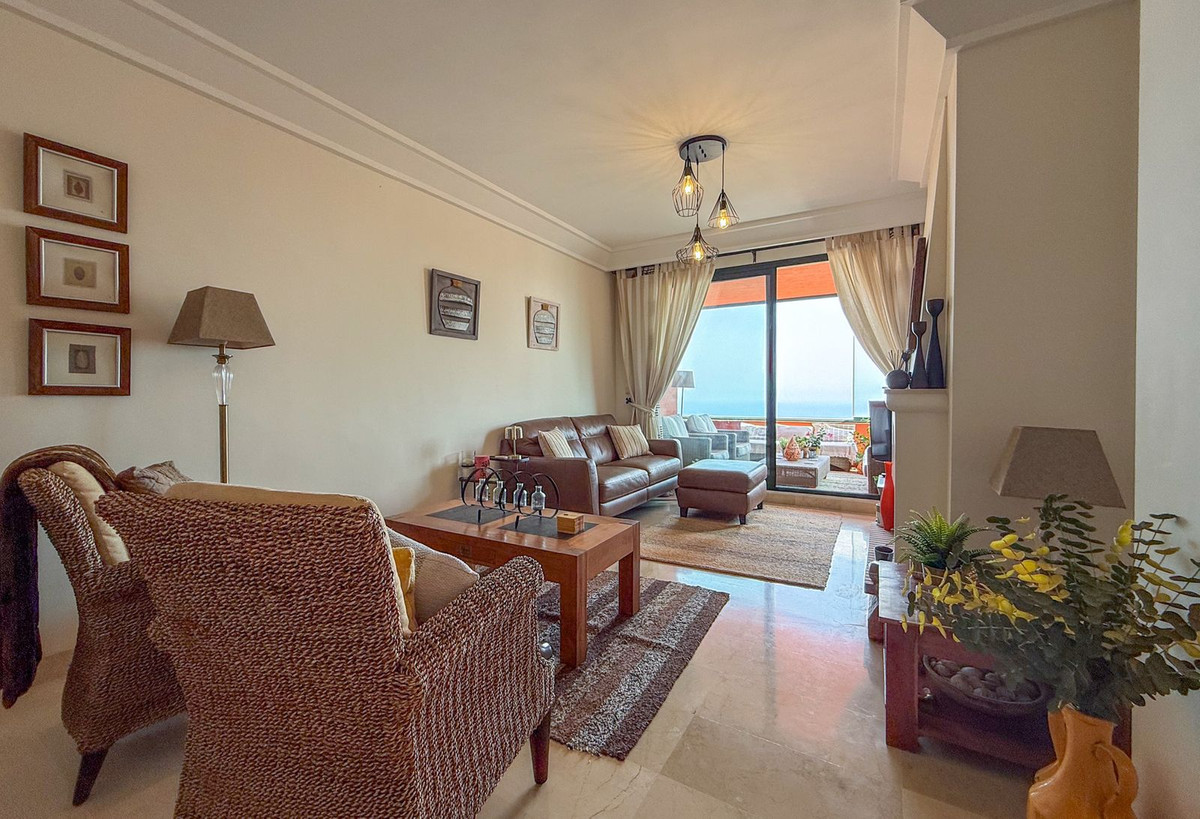 3 Bed Apartment for sale in Calahonda Costa Del Sol, Málaga, Spain