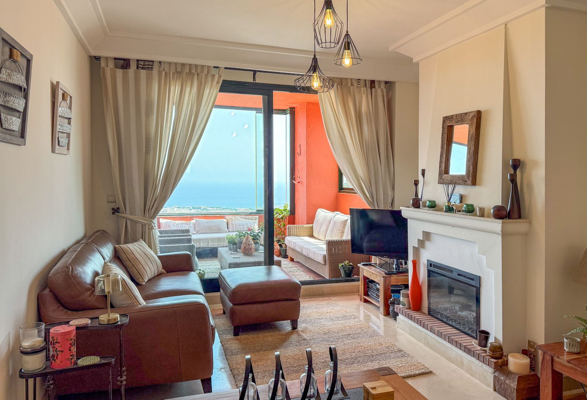 3 Bed Apartment for sale in Calahonda Costa Del Sol, Málaga, Spain