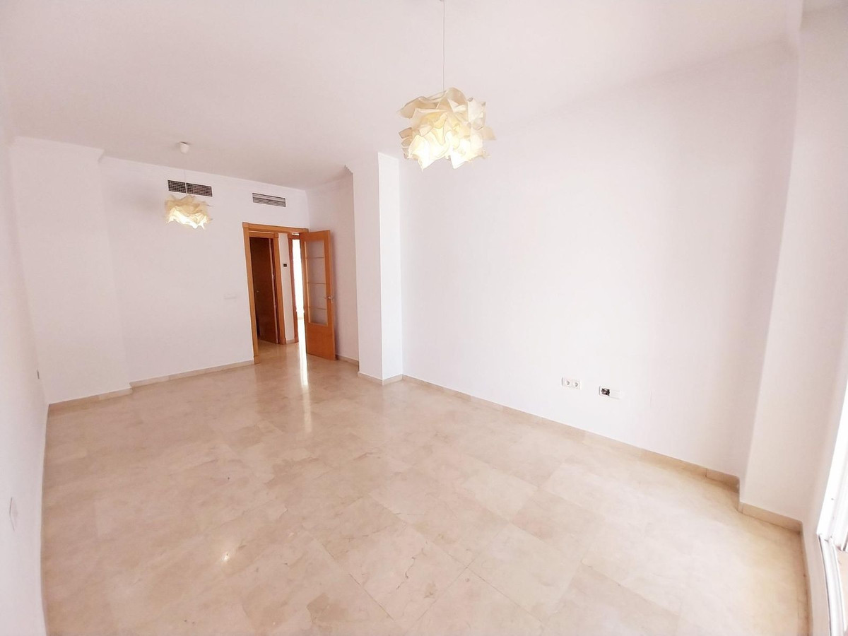 Se vende Apartamento Planta Baja de 2 dormitorios en Costa Del Sol, Málaga, España