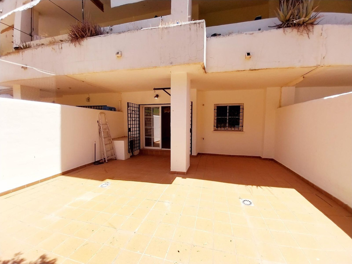 Se vende Apartamento Planta Baja de 2 dormitorios en Costa Del Sol, Málaga, España