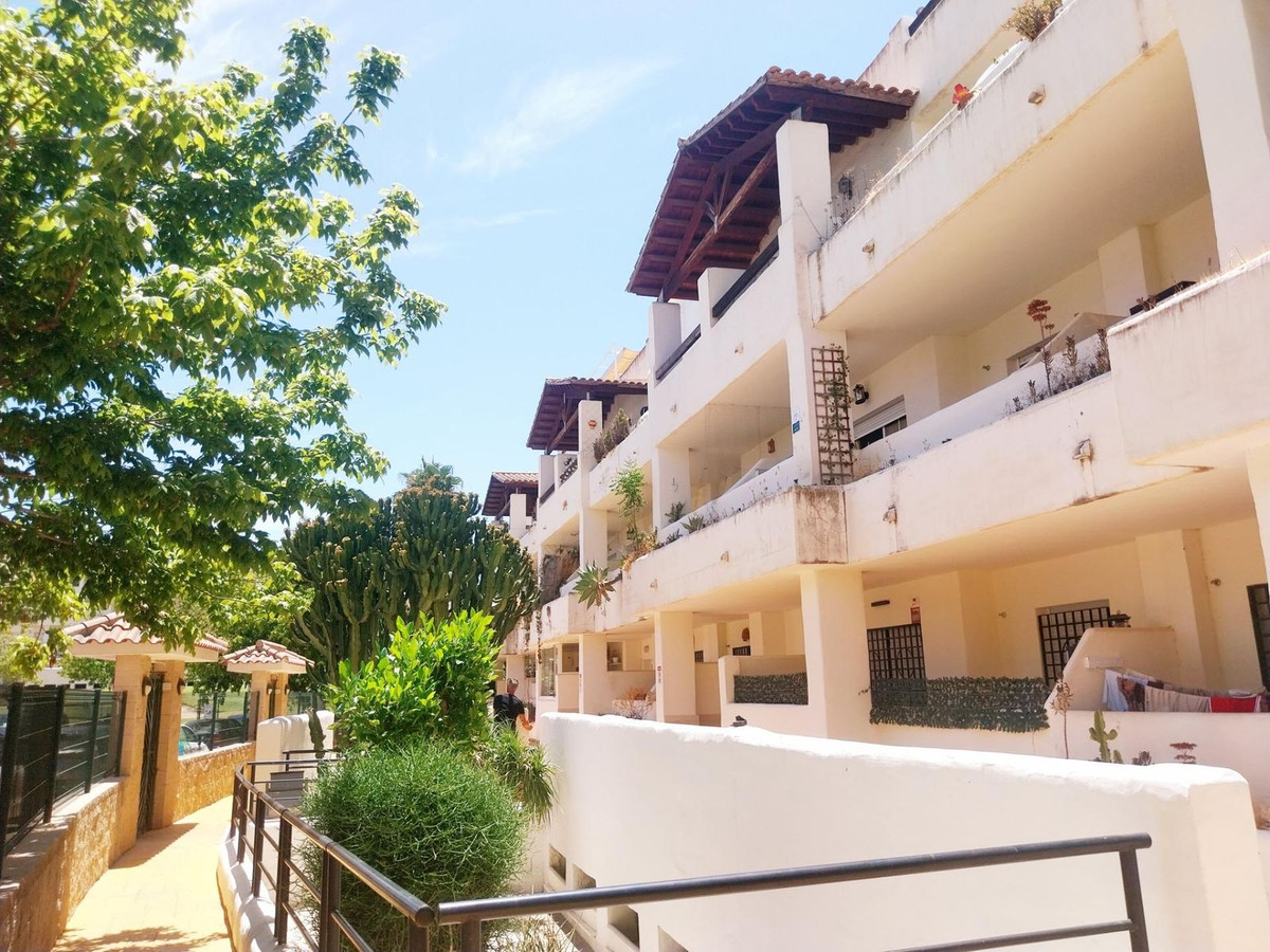 Se vende Apartamento Planta Baja de 2 dormitorios en Costa Del Sol, Málaga, España