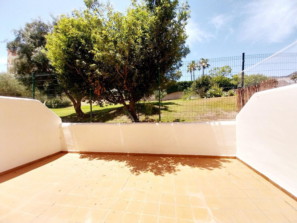 Se vende Apartamento Planta Baja de 2 dormitorios en Costa Del Sol, Málaga, España
