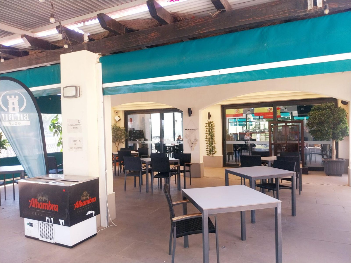 Se vende Apartamento Planta Baja de 2 dormitorios en Costa Del Sol, Málaga, España