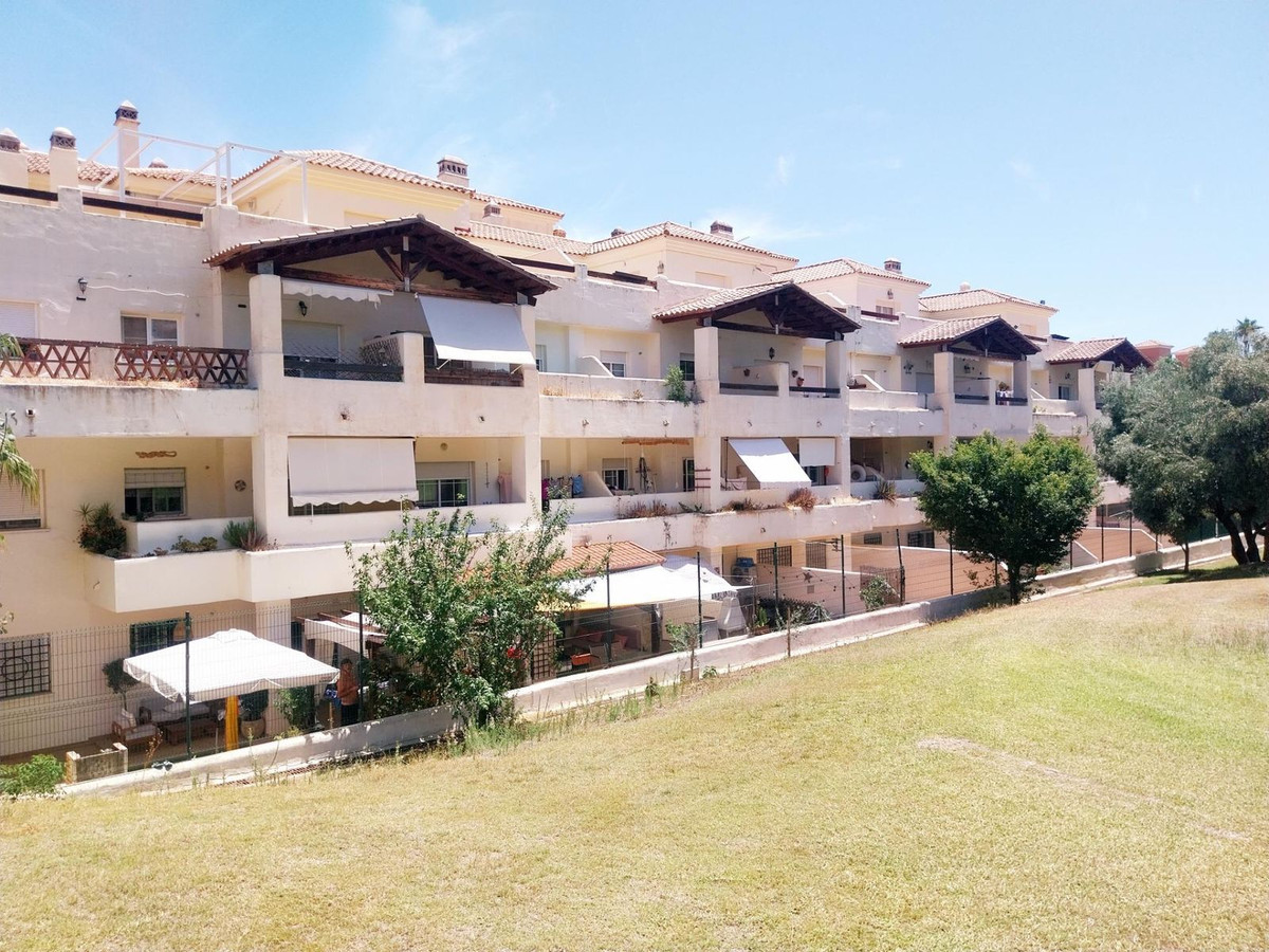 Se vende Apartamento Planta Baja de 2 dormitorios en Costa Del Sol, Málaga, España