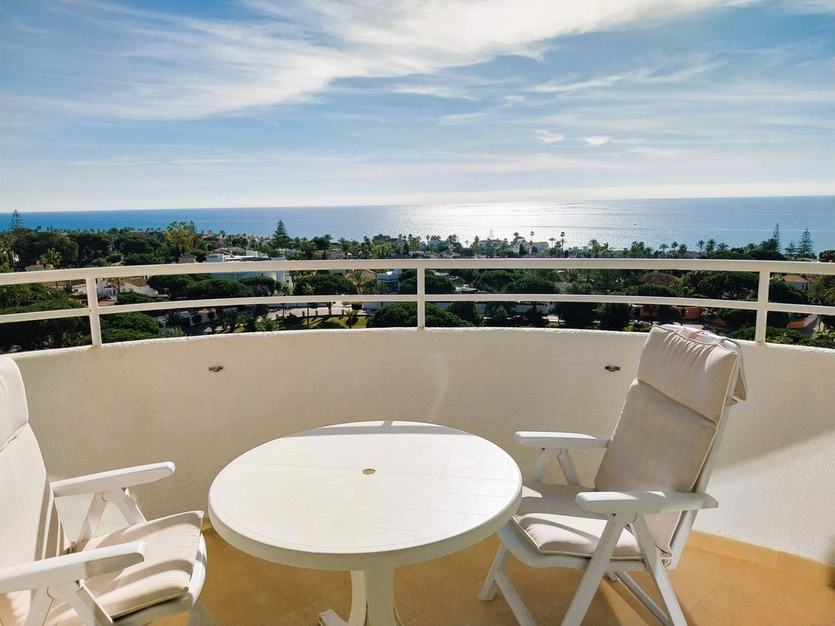 1 Bed Apartment for sale in Marbesa Costa Del Sol, Málaga, Spain